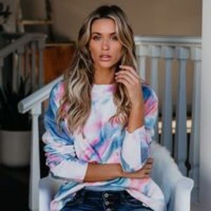 *NEW* never been worn VICI Tie Die sweater.